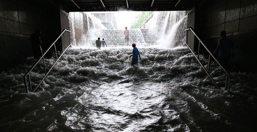 Mumbai Rains: Metro Station Flooded as Water Gushes In During Heavy Downpour